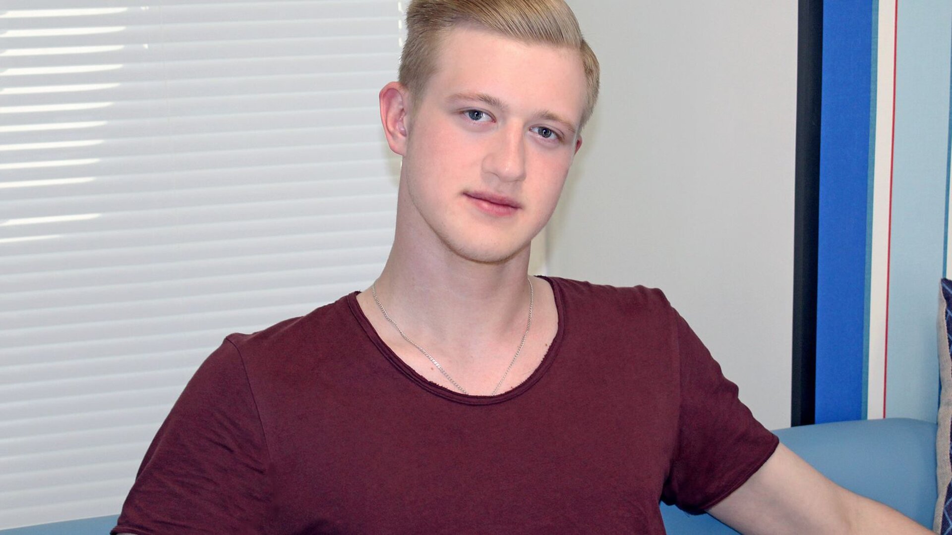 Join AdrianInviting Private Chat