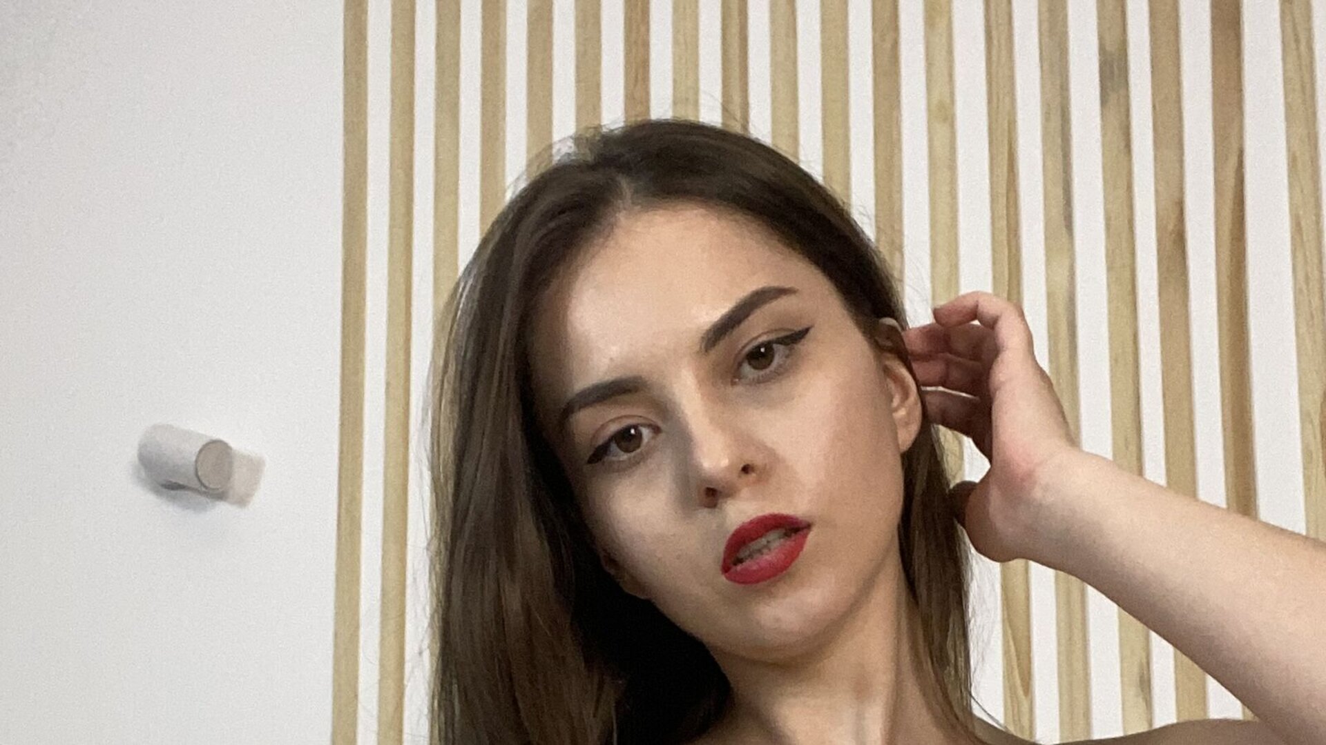 Join AishaRuby Private Chat