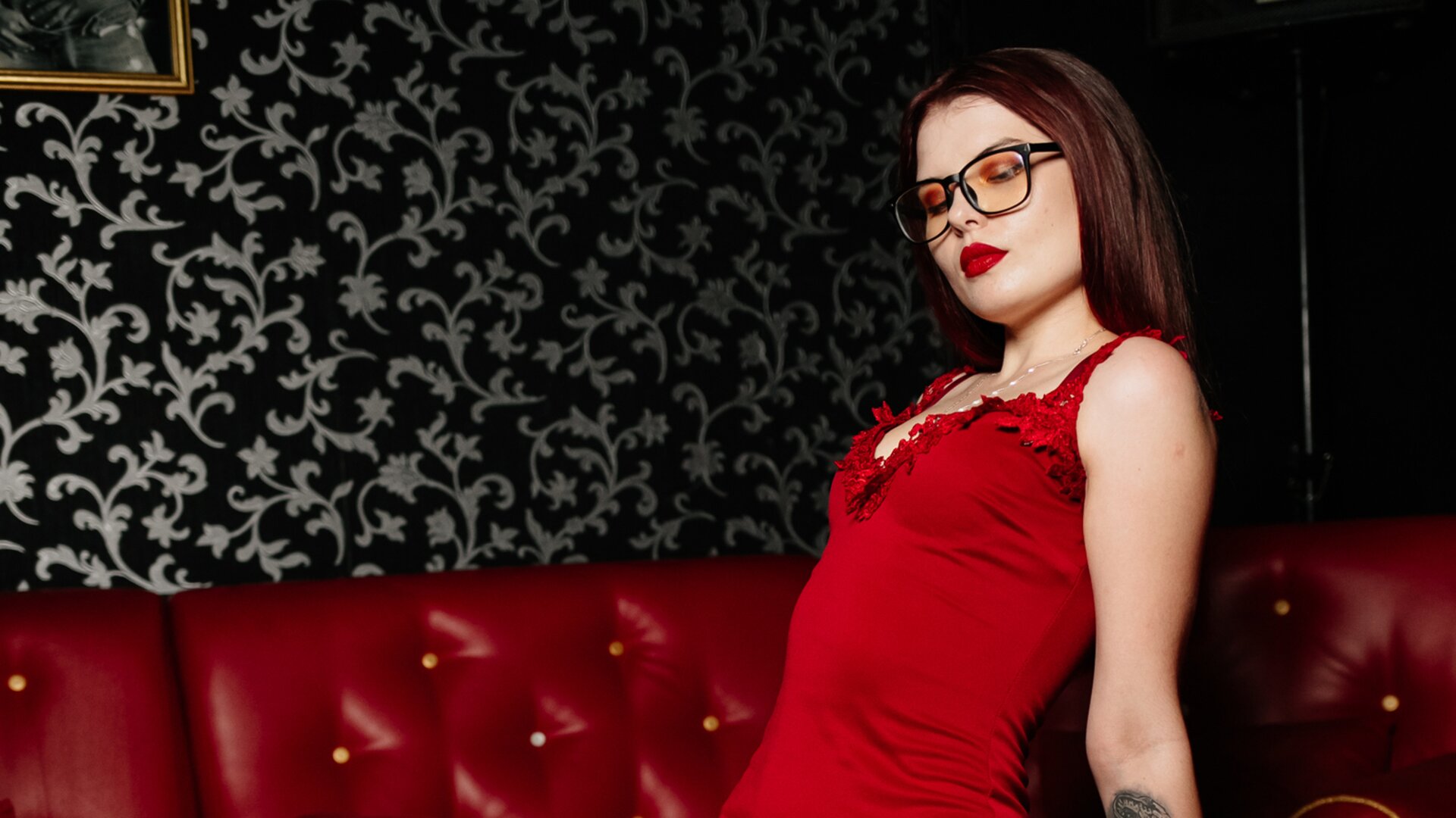 Join AlexHaley Private Chat