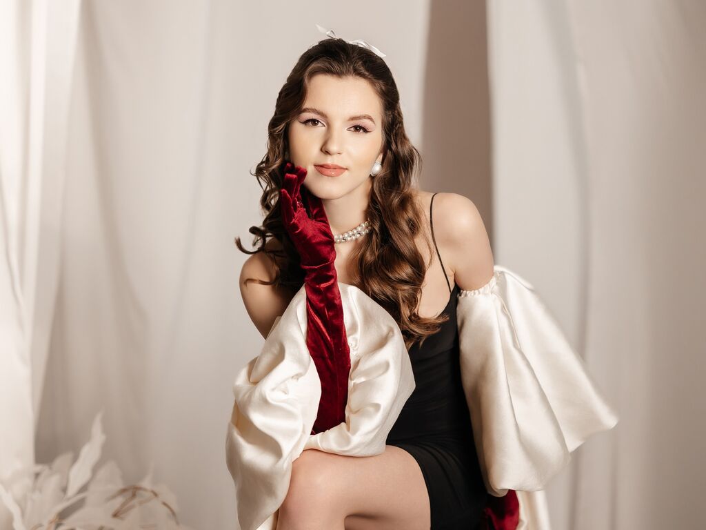 Join AmaliaLimas Private Chat