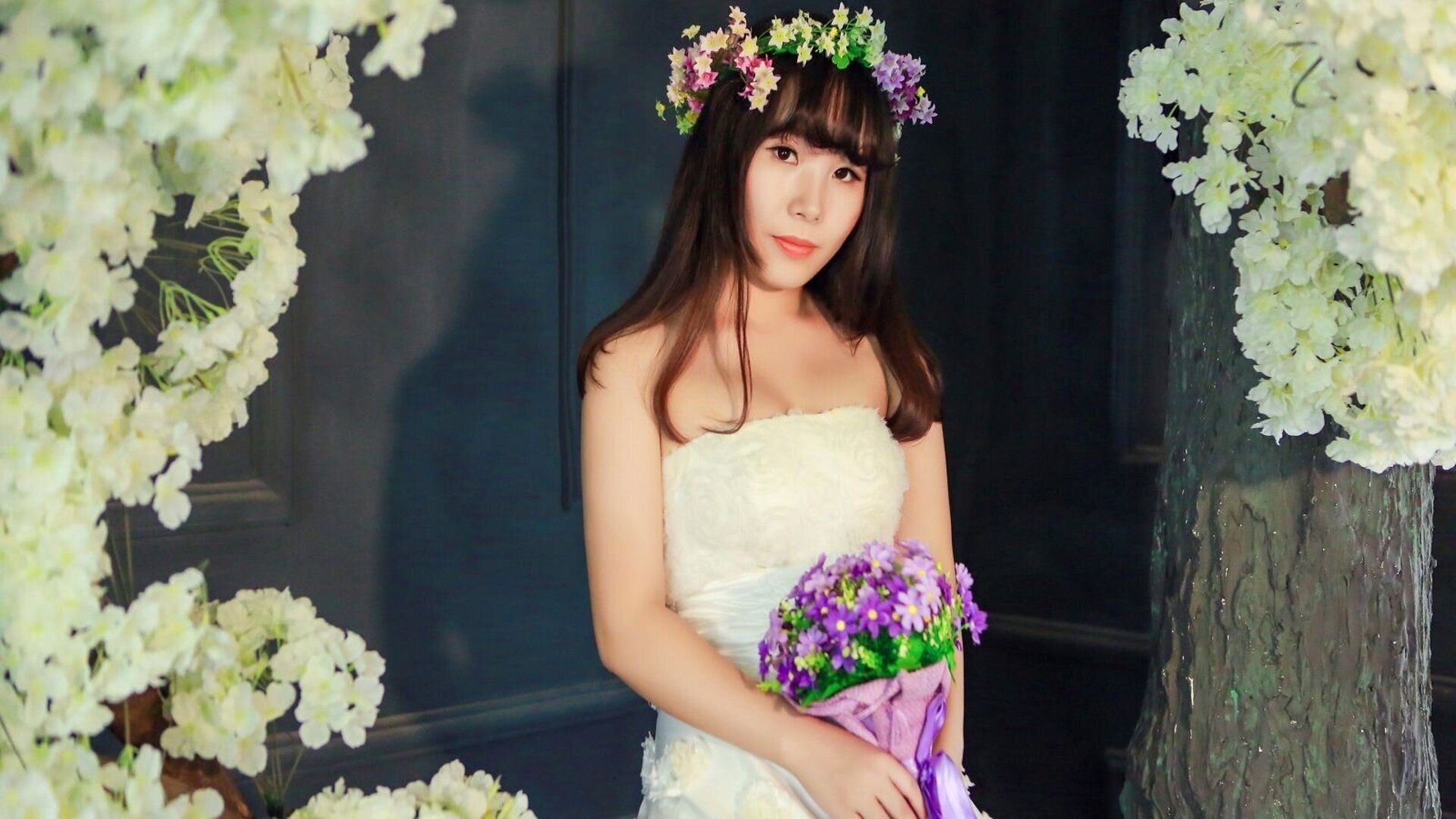 Join AnnaLilia Private Chat
