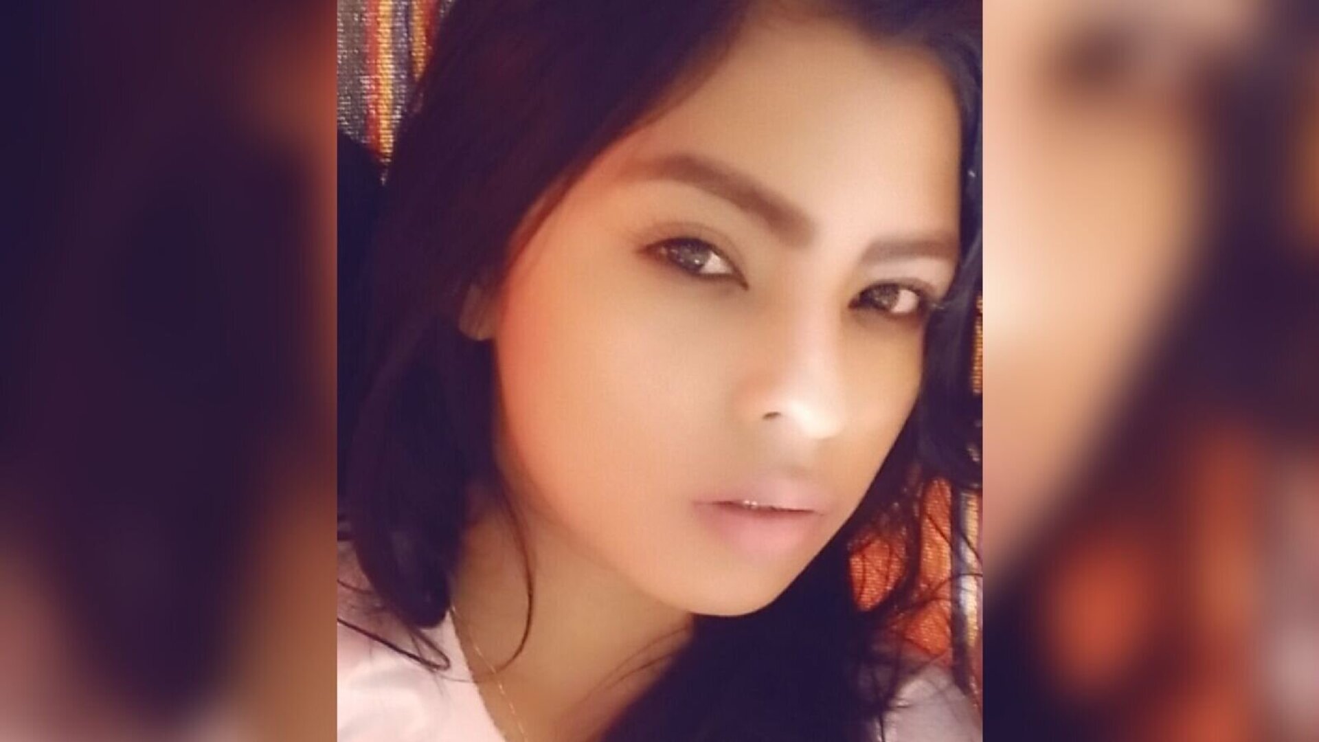 Join AnnyManuela Private Chat