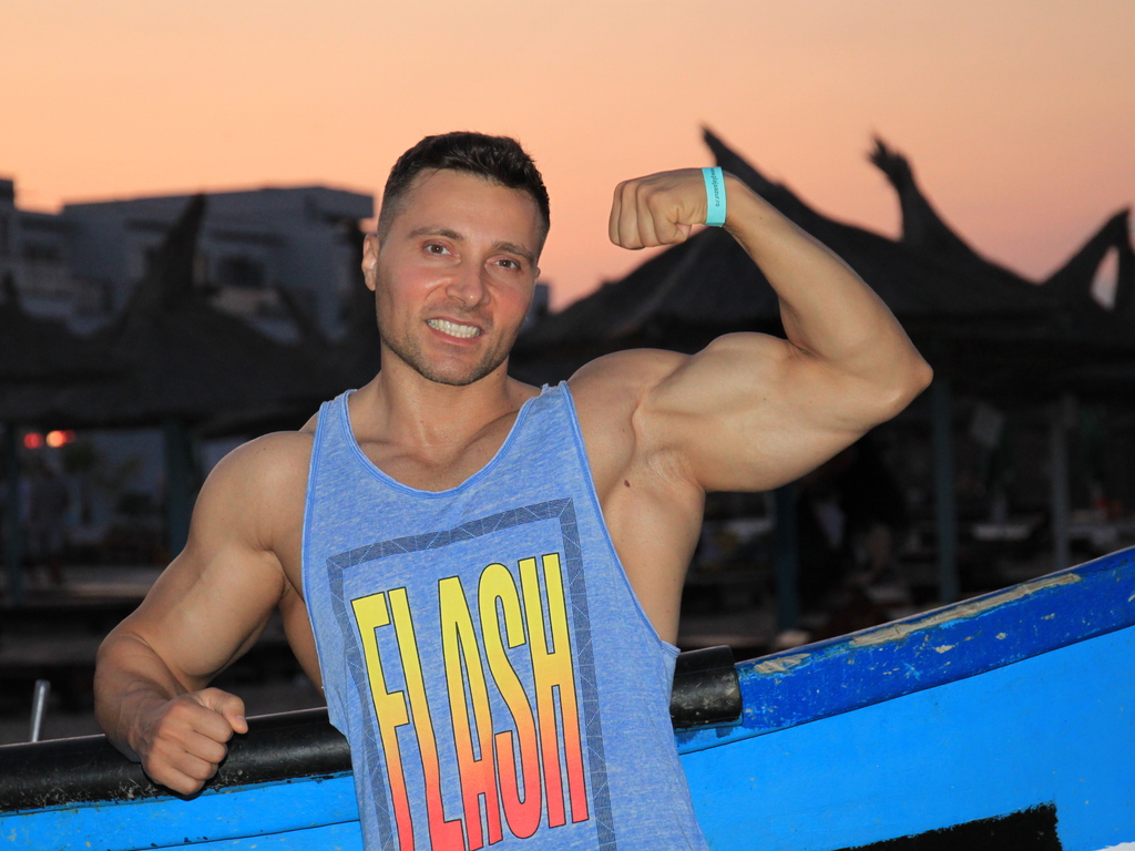 Join BobbyWalters Private Chat