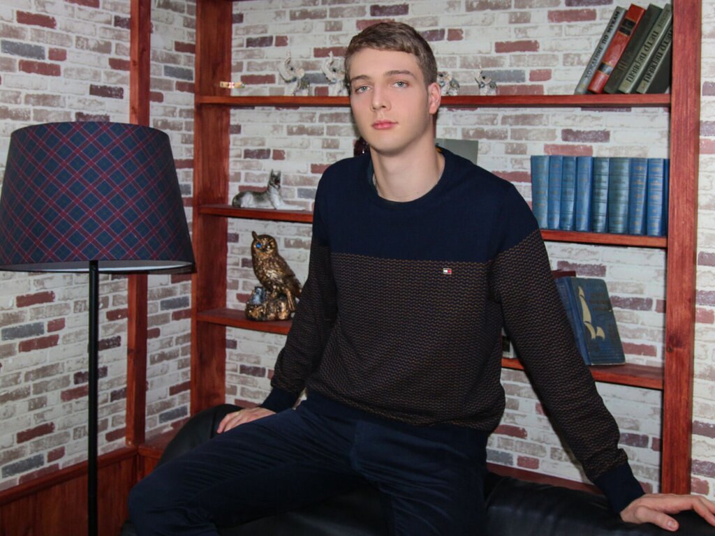 Join CaesarHal Private Chat