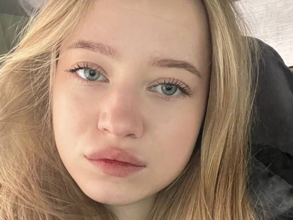 Join CarmelVansciver Private Chat