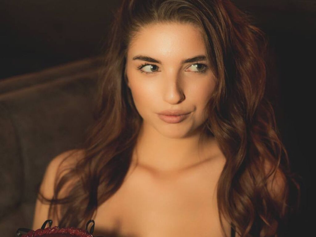 Join CassieCaprice Private Chat