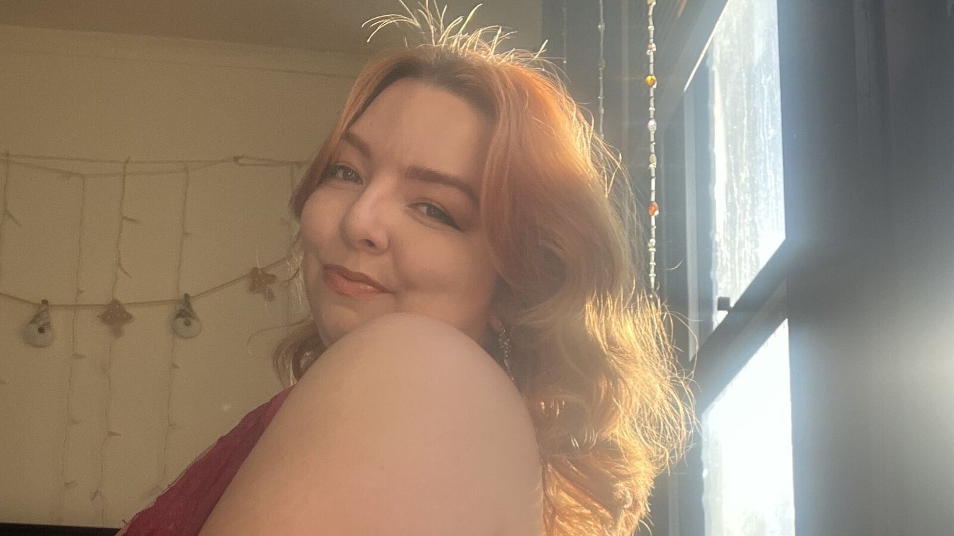 Join CurvyCateLJ Private Chat