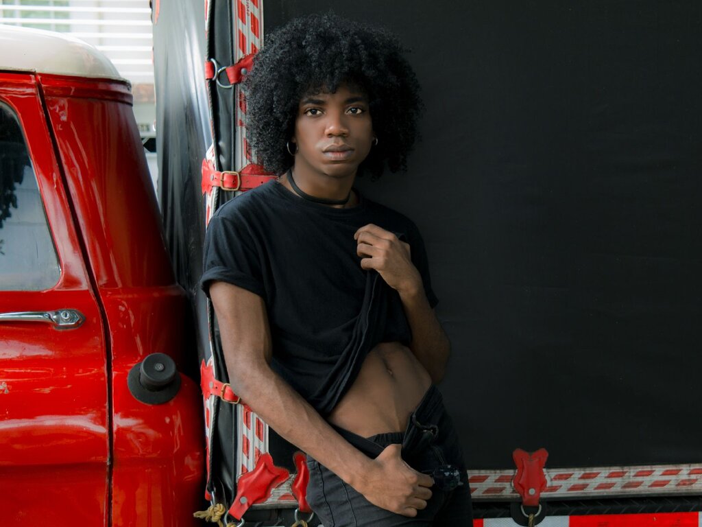 Join DrakeMiles Private Chat