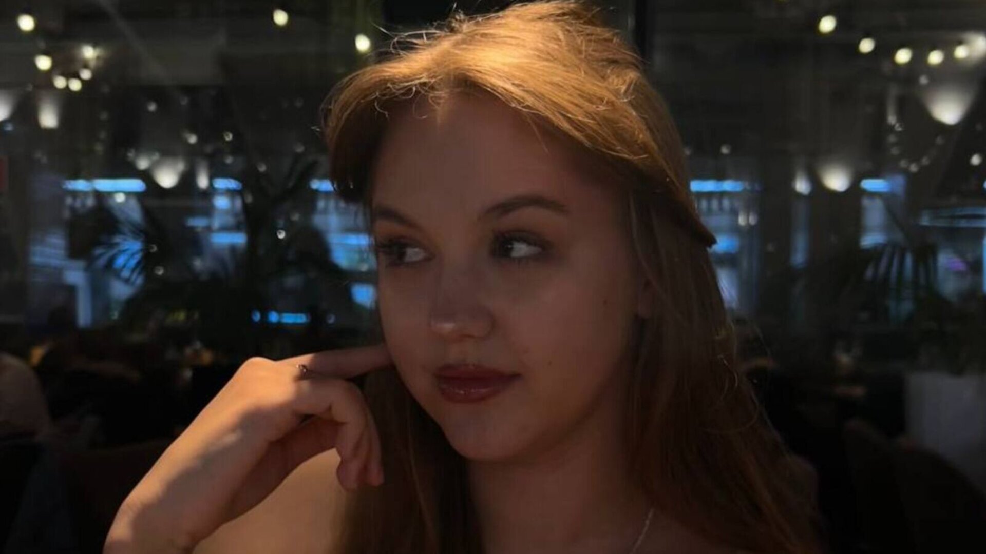 Join EasterEmley Private Chat