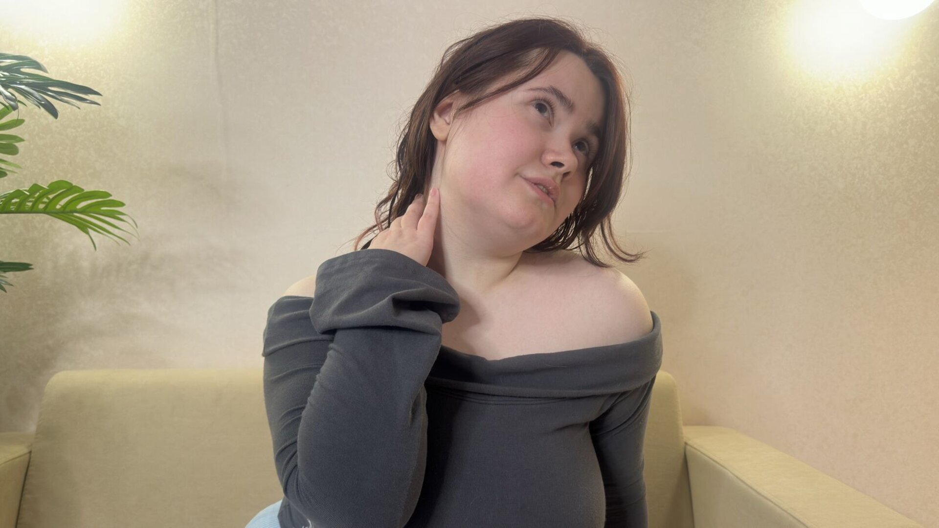 Join EliseWinsor Private Chat