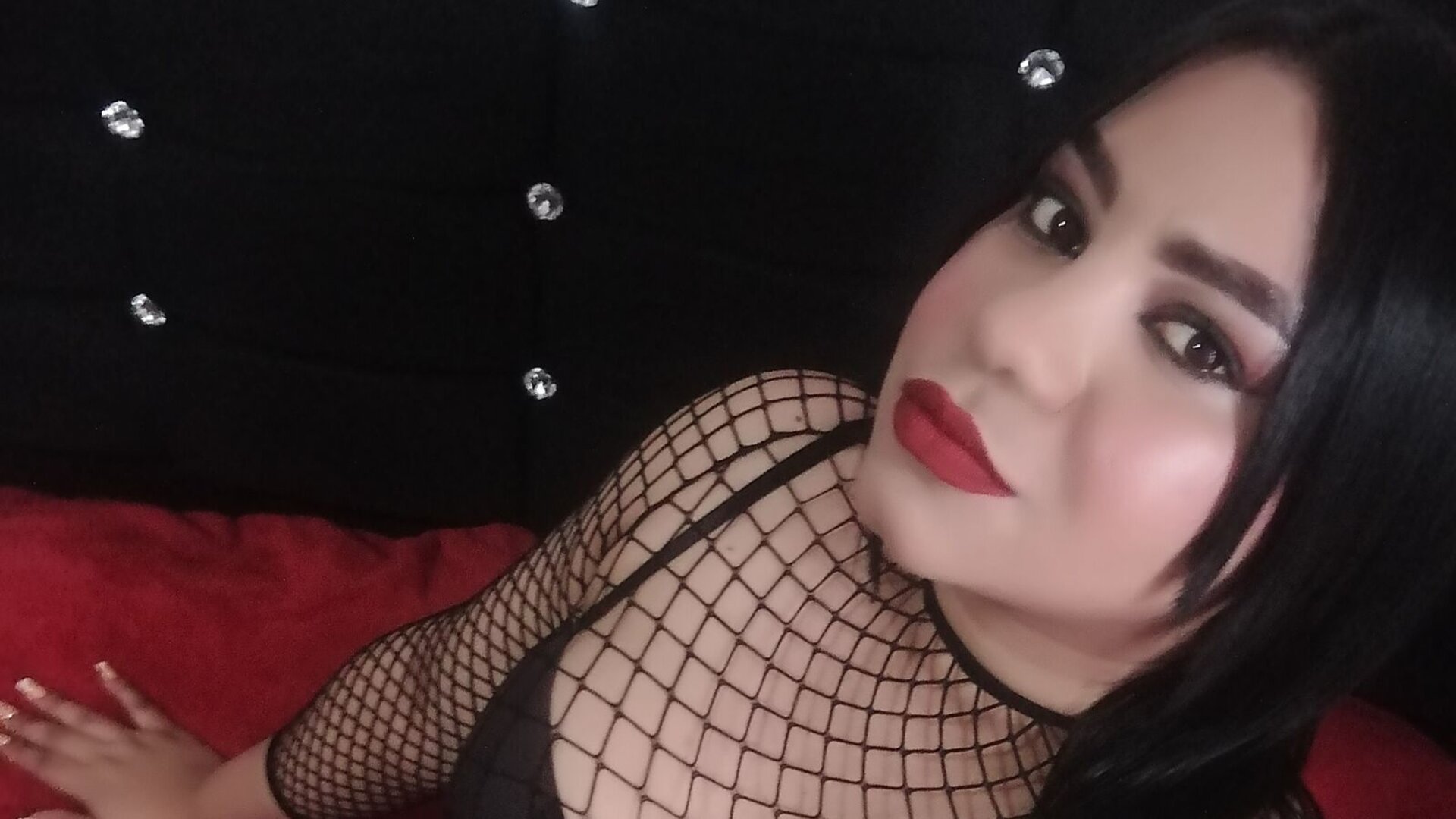Join EmilyYackson Private Chat