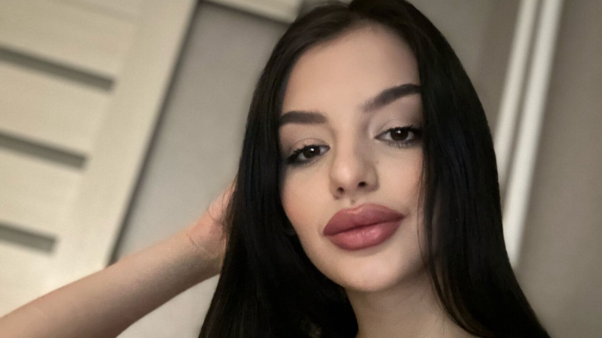 Join EvaDavils Private Chat