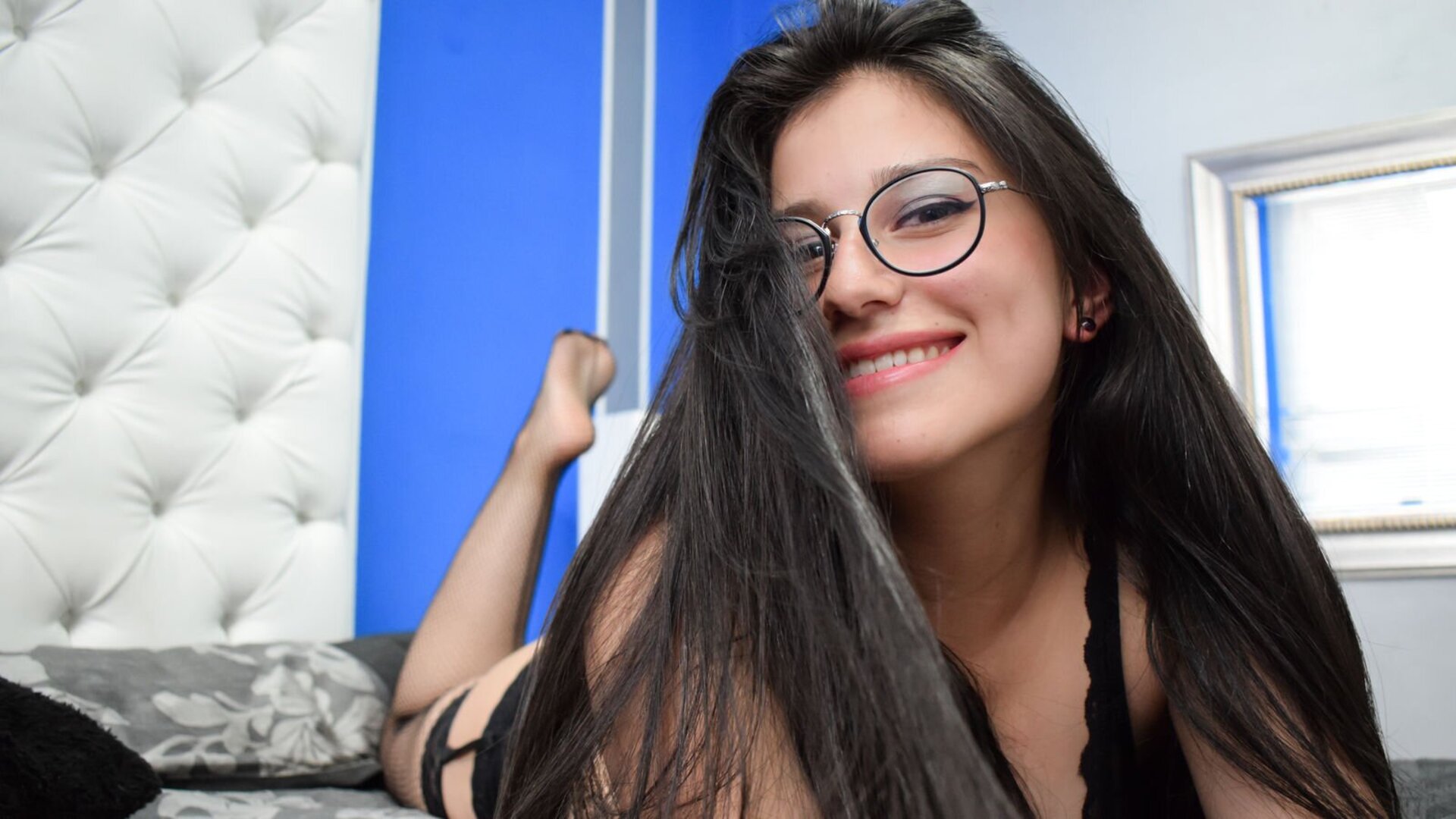 Join EvaThomson Private Chat