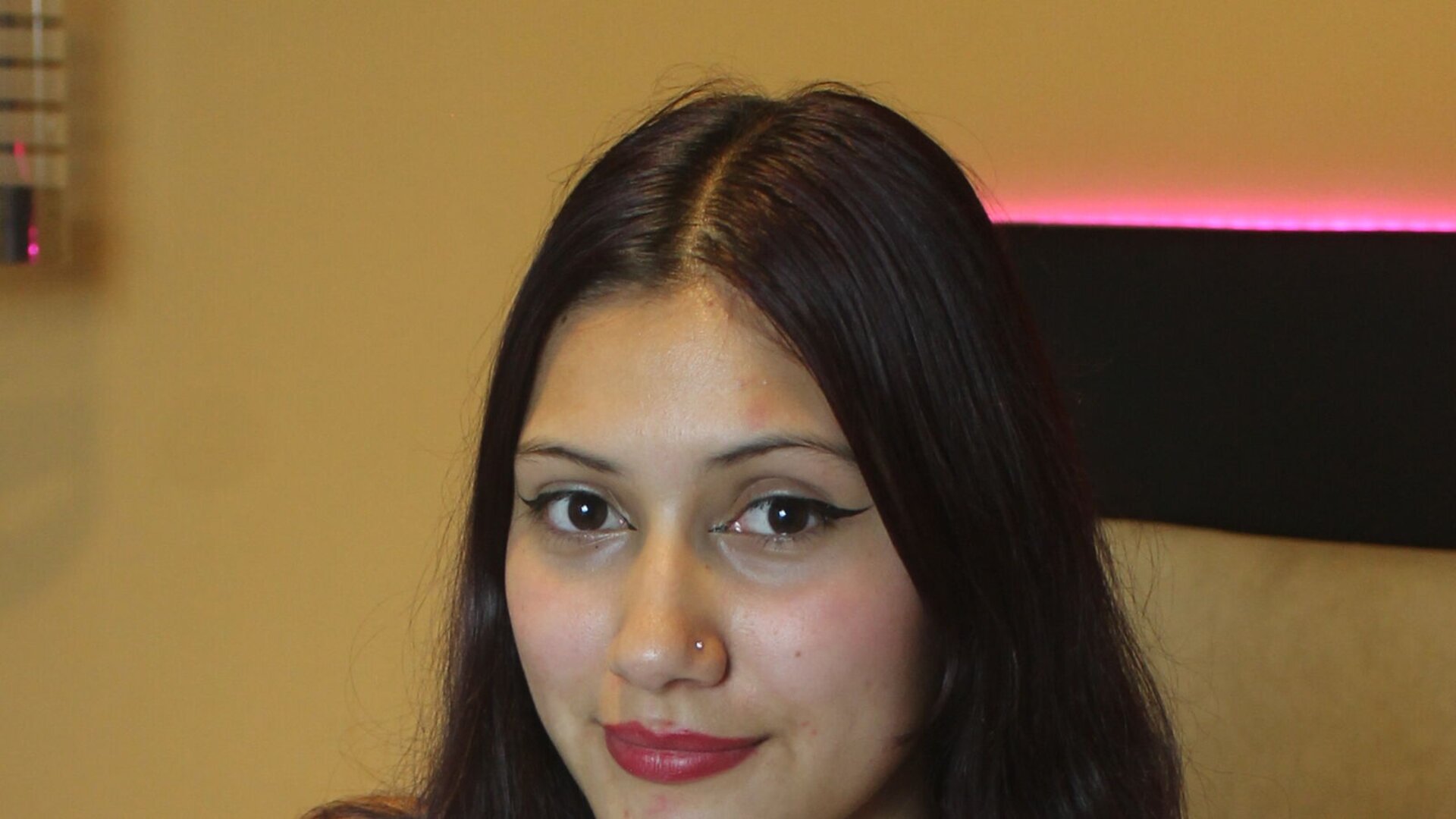 Join JadeeAdam Private Chat