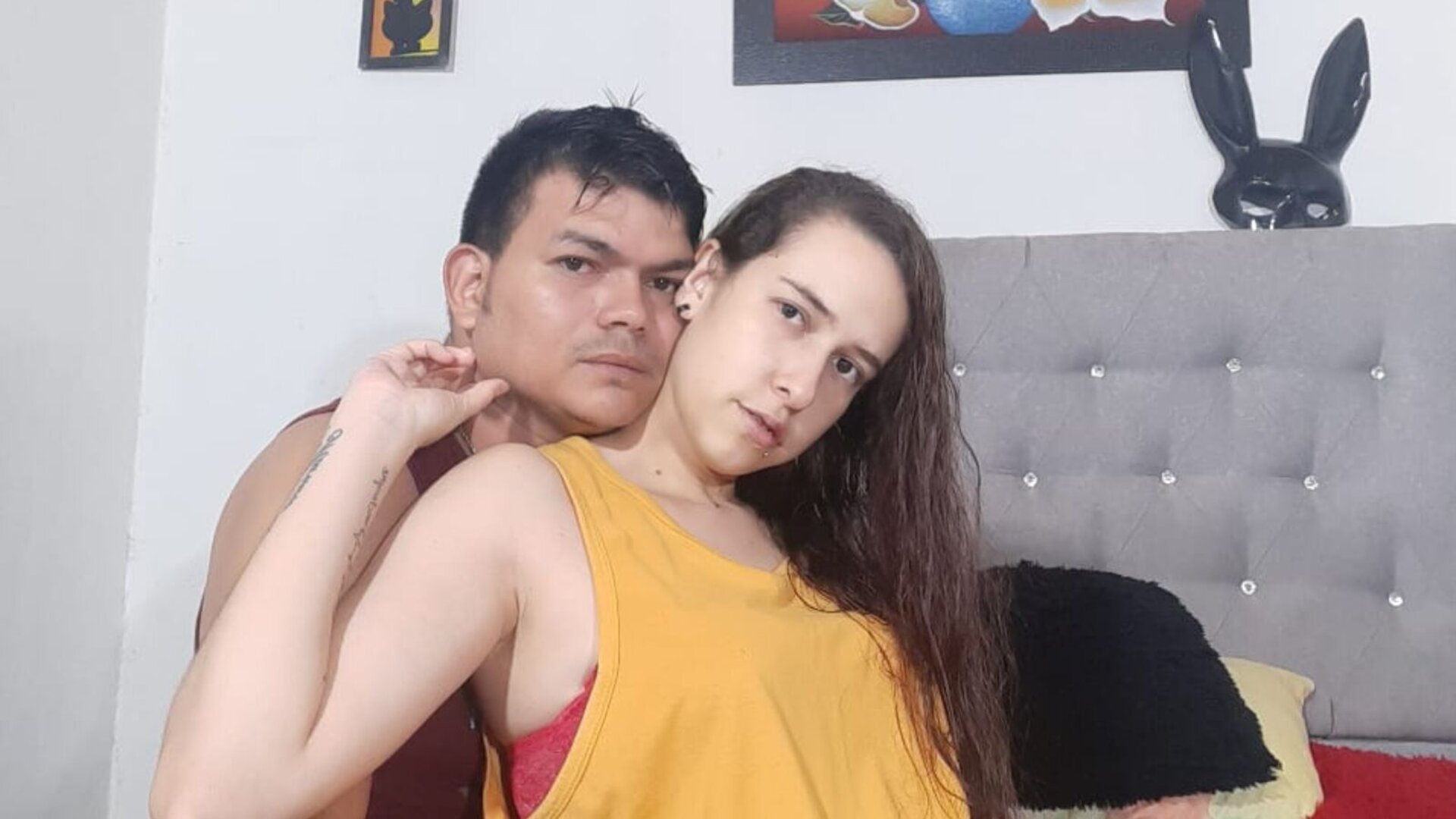 Join JorgeAndVicky Private Chat