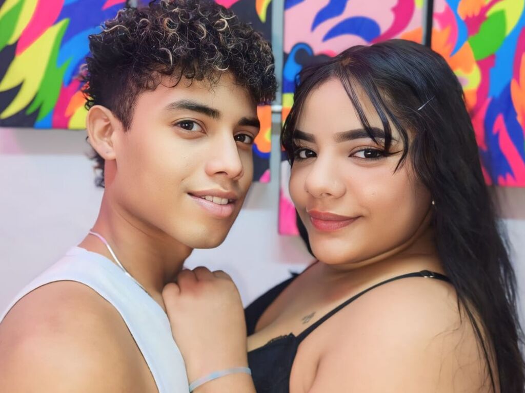 Join KarolandMatt Private Chat