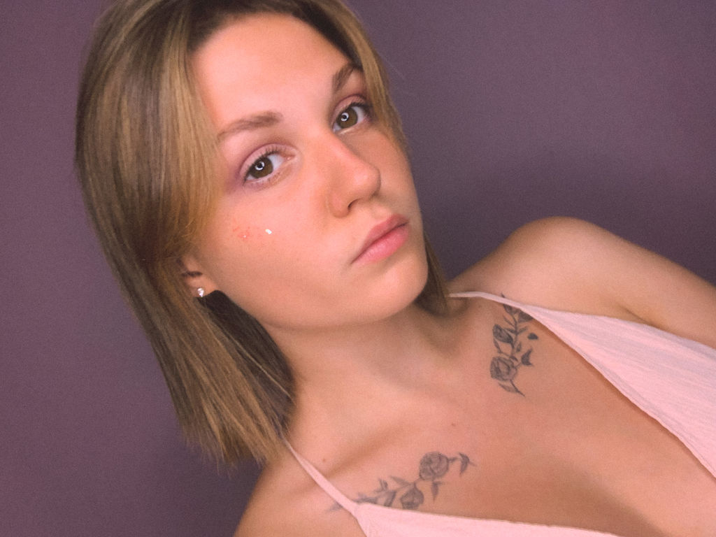 Join KattyMeier Private Chat