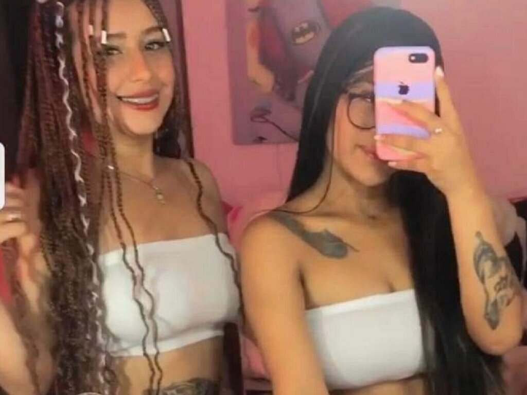 Join KeiliAndSharon Private Chat