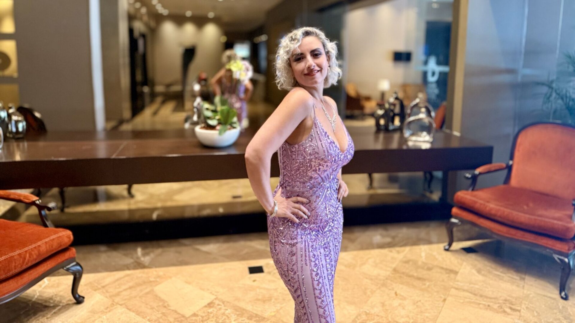 Join MarilynLeroy Private Chat