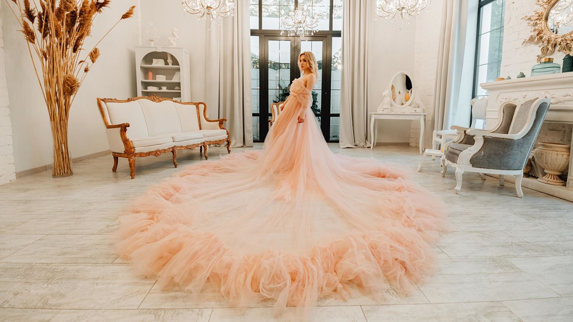 Join MarinaGrand Private Chat