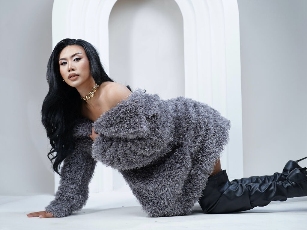 Join MarinnaSanchez Private Chat