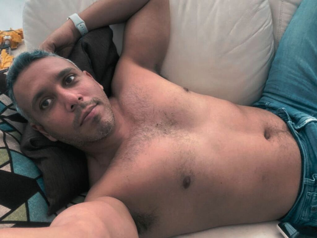 Join MatthewBlake Private Chat