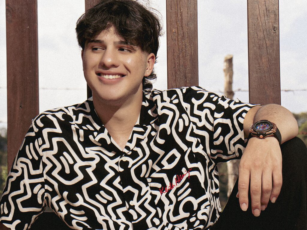 Join MaximoReyes Private Chat