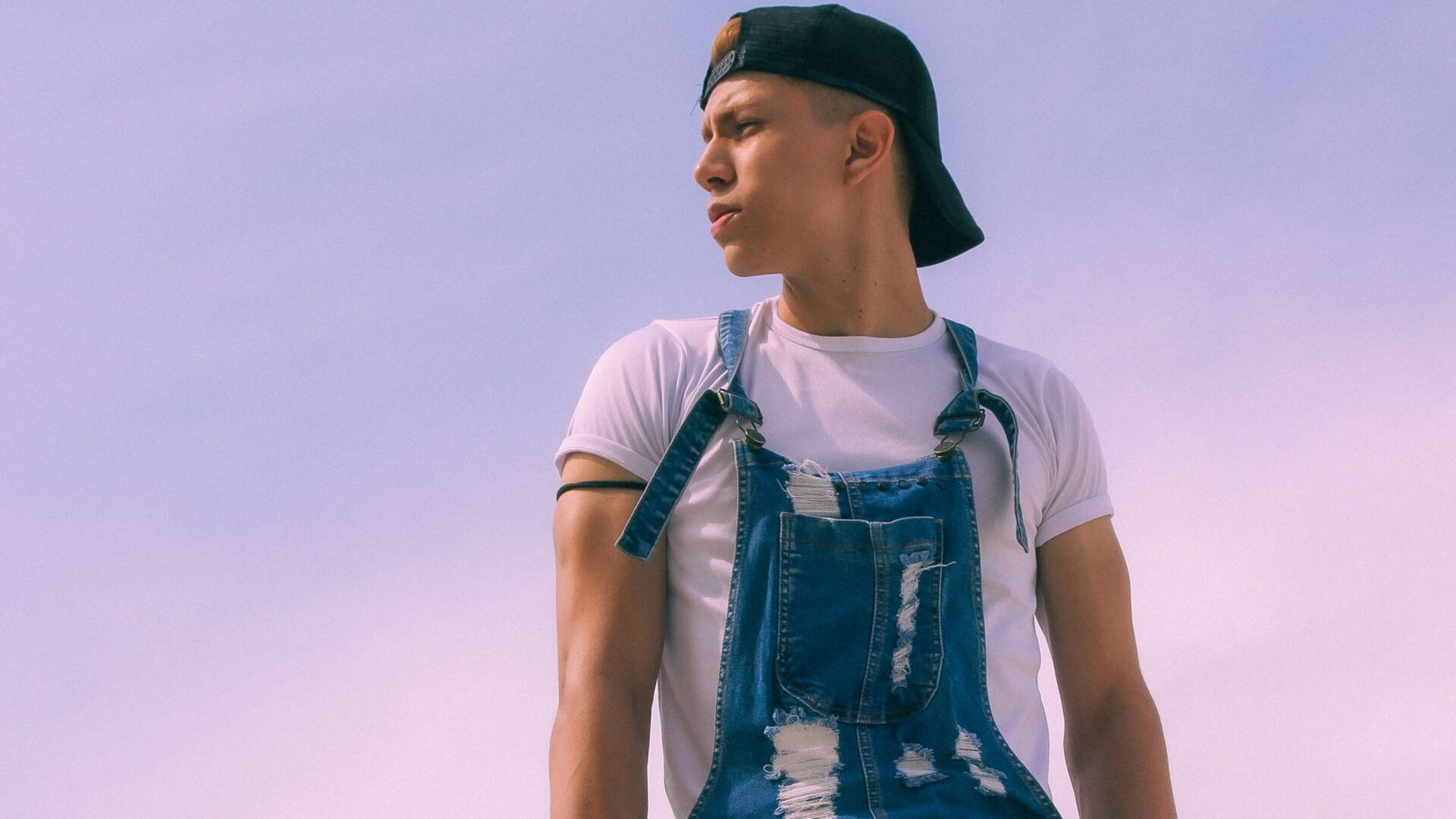 Join NadirSmith Private Chat