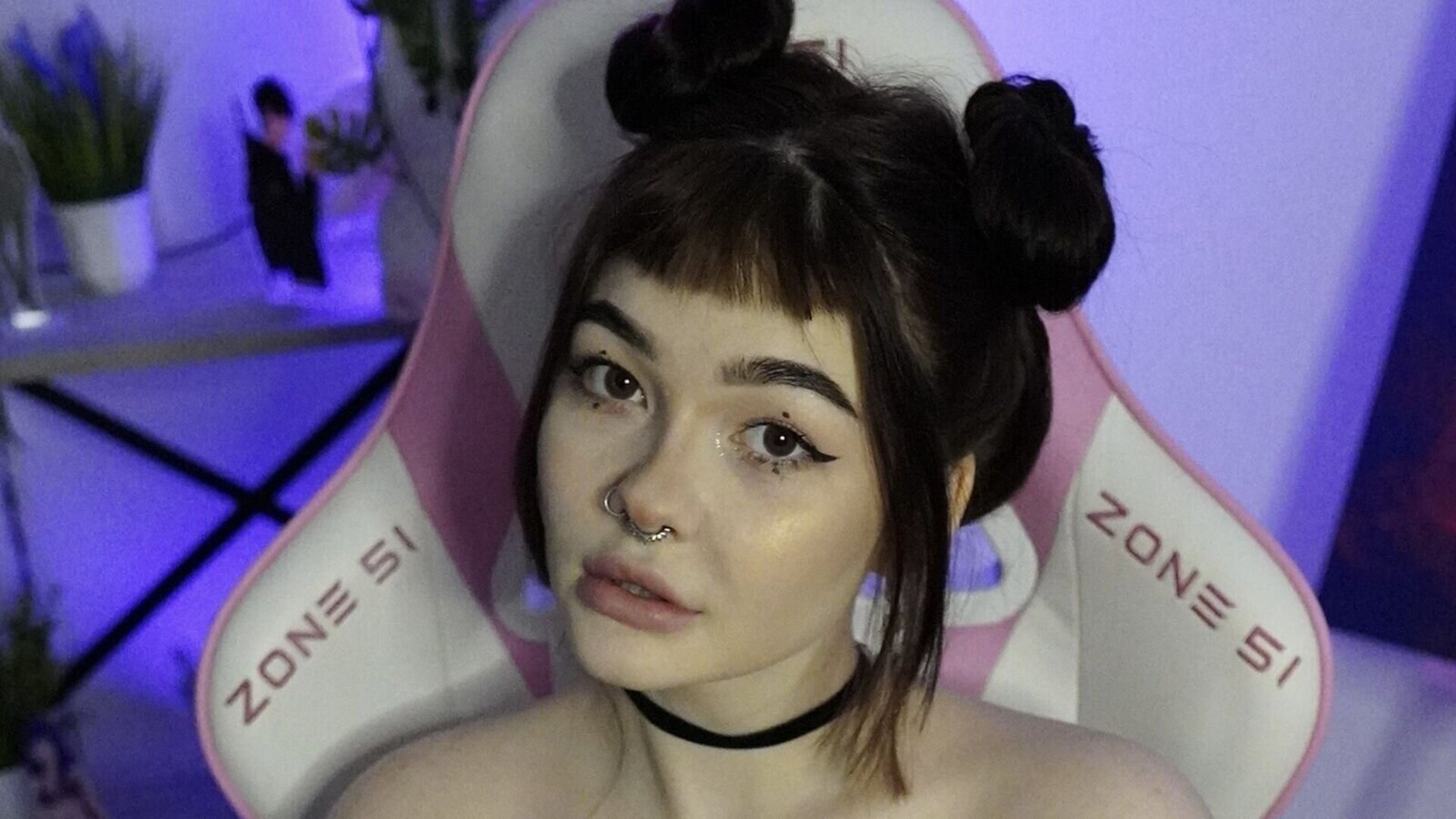 Join NikaKim Private Chat