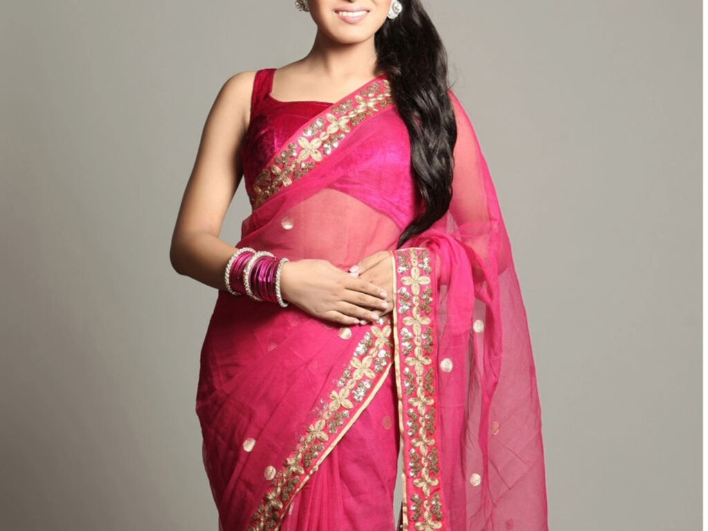 Join PriyaArmani Private Chat