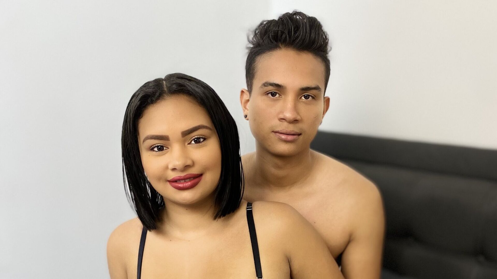 Join ReneAndEstefania Private Chat