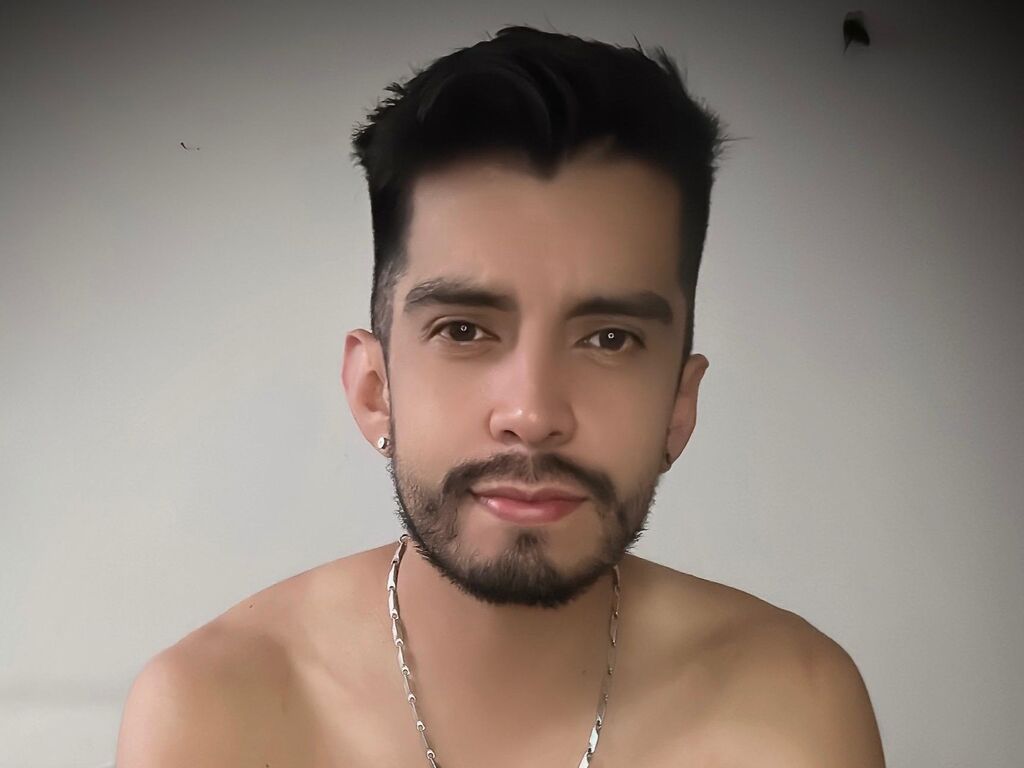 Join SimonCollins Private Chat