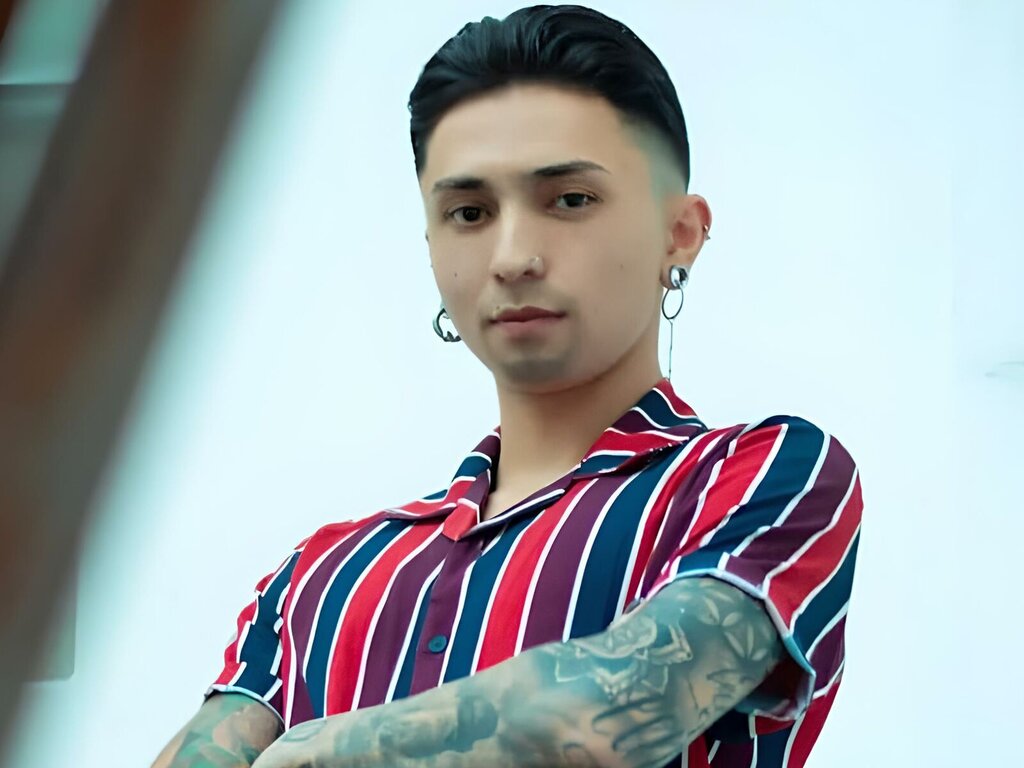 Join ThomaxEvans Private Chat