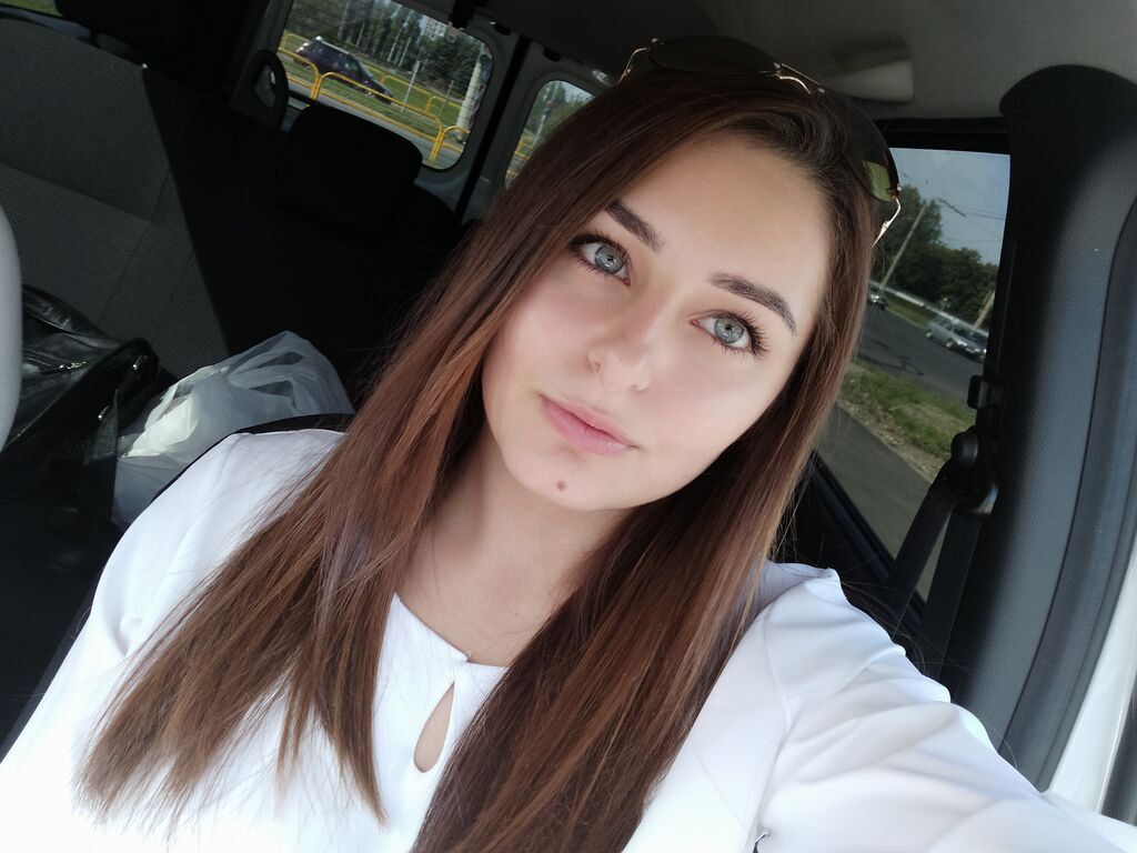 Join ValeriieMills Private Chat