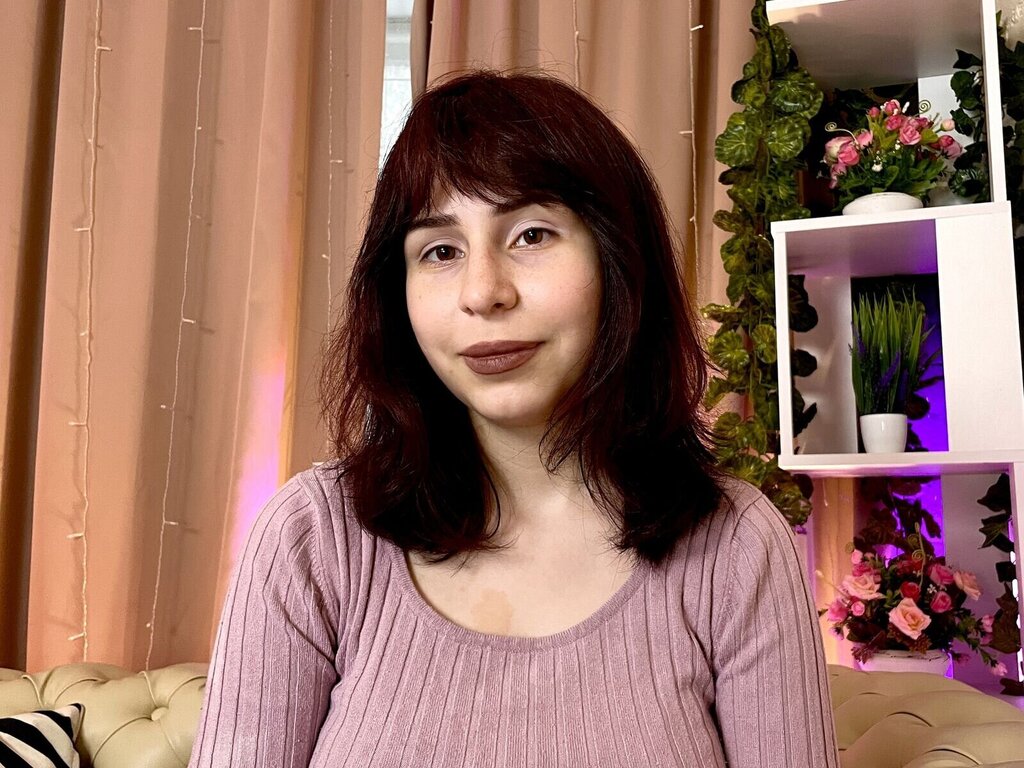Join VelvettRosee Private Chat