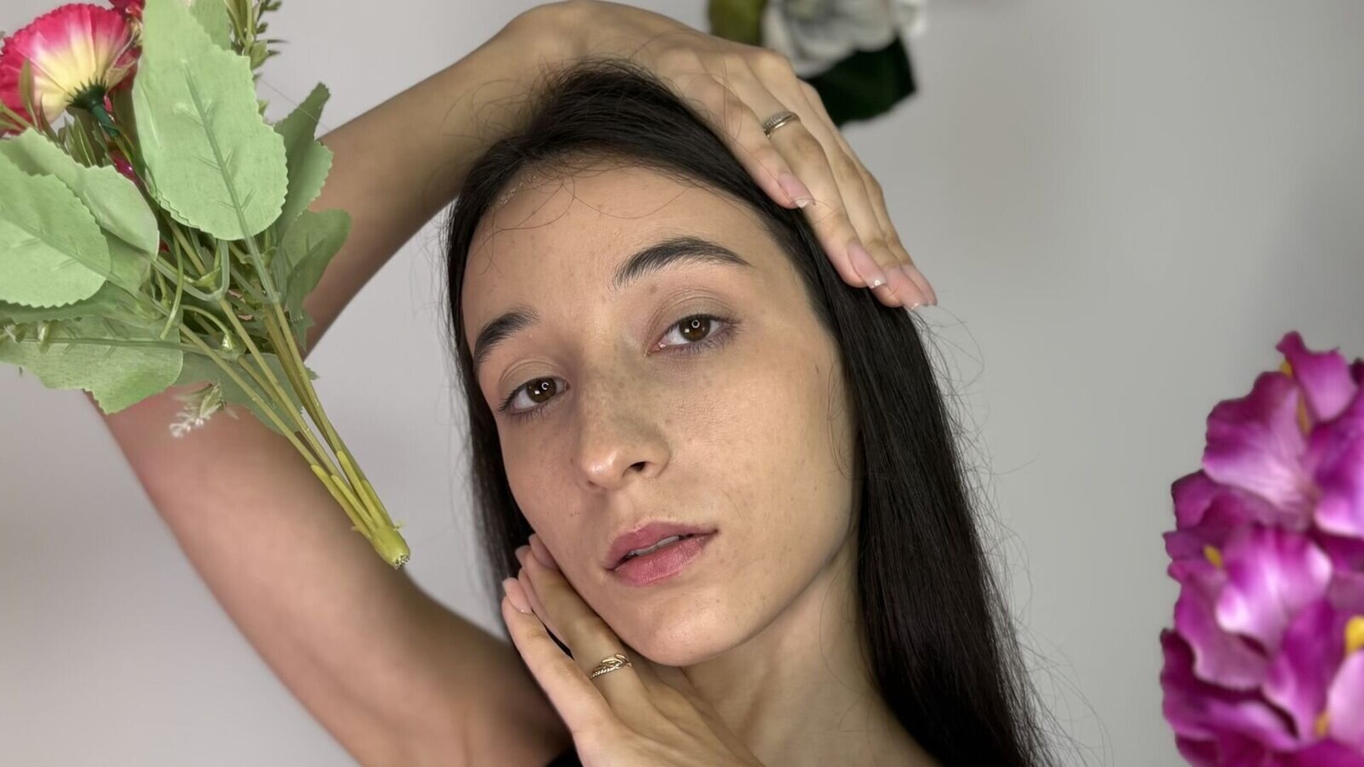 Join VeraBelile Private Chat